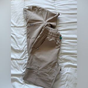 Figs Boulder Scrub Set